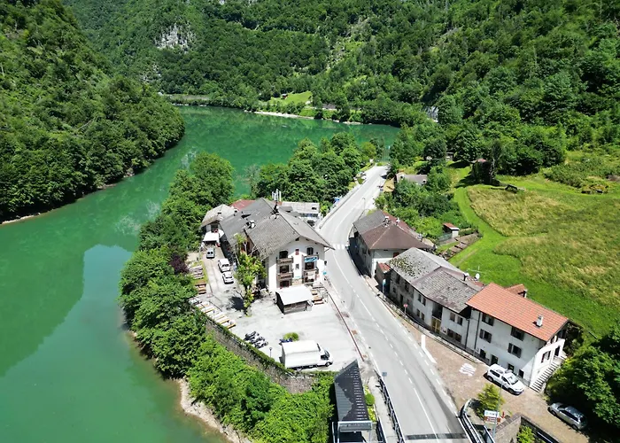 Albergo Al Lago
